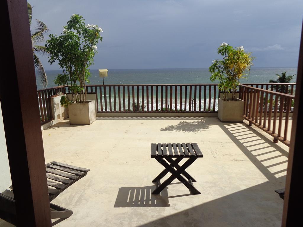 Hotel Silan Mo Mirissa Exterior photo