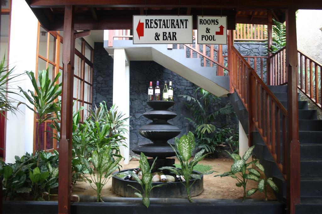 Hotel Silan Mo Mirissa Exterior photo